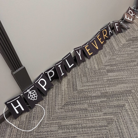 Hoppily Ever After Vinyl Hanging Sign - Picture 1 of 3